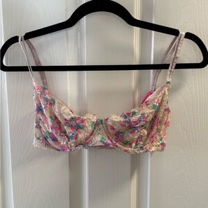 Vintage Victoria’s Secret Floral Lace Bra - Multicolor